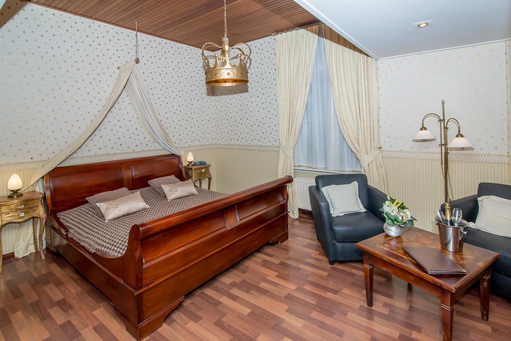 Hostellerie Schuddebeurs Exteriör bild